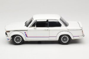 BMW 2002 Turbo E10 Valge Anson 1:18 30393 Metall - pilt 4/8