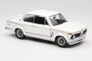 BMW 2002 Turbo E10 Valge Anson 1:18 30393 Metall - pilt 6/8
