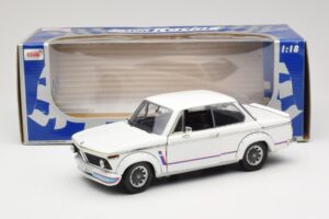 BMW 2002 Turbo E10 Valge Anson 1:18 30393 Metall - pilt 8/8