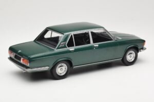 BMW 2500 E3 Green Metallic Minichamps 1:18 155029201 Metall - pilt 2/6