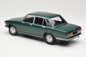 BMW 2500 E3 Green Metallic Minichamps 1:18 155029201 Metall - pilt 5/6