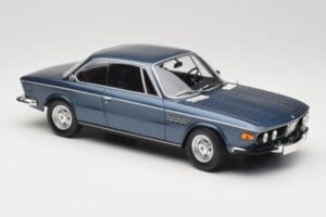 BMW 2800 CS E9 Sinine Metallic Minichamps 1:18 155028032 Metall - pilt 4/6