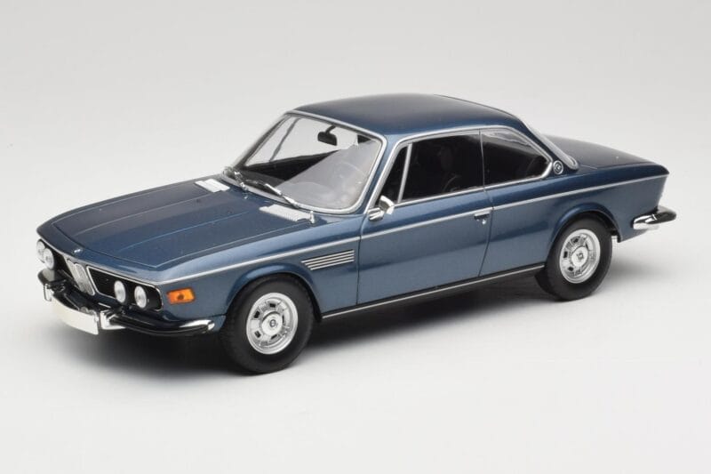 BMW 2800 CS E9 Sinine Metallic Minichamps 1:18 155028032 Metall