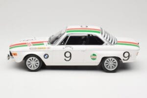 BMW 2800 CS E9 #9 Castrol BMW T. Moorkens / E. Haxhe 24 Hours of Spa 1971 Minichamps 1:18 155712709 Metall - pilt 3/6