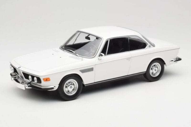 BMW 2800 CS E9 Valge Minichamps 1:18 155028030 Metall