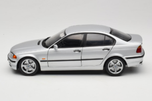 BMW 3 Series E46 Hõbedane UT Models 1:18 80439421535 Metall - pilt 4/8