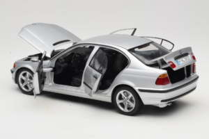 BMW 3 Series E46 Hõbedane UT Models 1:18 80439421535 Metall - pilt 5/8