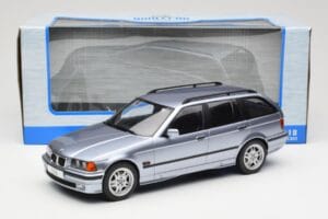 BMW 3 Series E36 Touring Blue Metallic MCG 1:18 MCG18365 Metall - pilt 6/6
