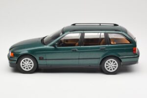 BMW 3 Series E36 Touring Green Metallic MCG 1:18 MCG18366 Metall - pilt 3/6