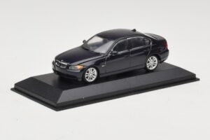 BMW 3 Series E90 Dark Blue Metallic Minichamps 1:43 80420392151-R Metall - pilt 3/5