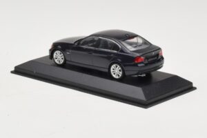 BMW 3 Series E90 Dark Blue Metallic Minichamps 1:43 80420392151-R Metall - pilt 4/5