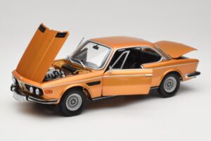 BMW 3.0 CSi E9 Gold Metallic Minichamps 1:18 180029027 Metall - pilt 2/8