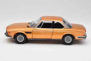 BMW 3.0 CSi E9 Gold Metallic Minichamps 1:18 180029027 Metall - pilt 4/8