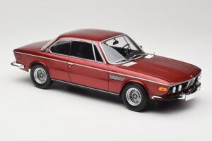 BMW 3.0 CSi E9 Red Metallic Minichamps 1:18 155028031 Metall - pilt 4/6