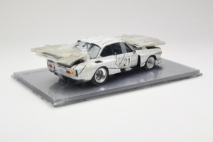 BMW 3.0 CSL Art Car Frank Stella Minichamps 1:18 80430150928 Metall - pilt 3/6