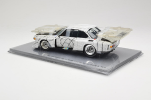 BMW 3.0 CSL Art Car Frank Stella Minichamps 1:18 80430150928 Metall - pilt 5/6