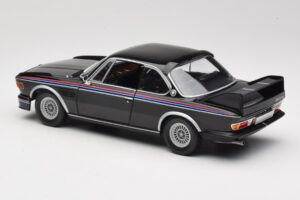 BMW 3.0 CSL E9 Must Minichamps 1:18 180029025 Metall - pilt 7/8