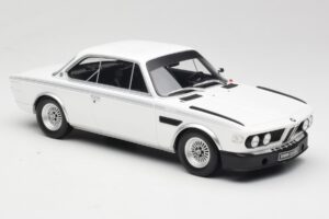 BMW 3.0 CSL E9 Chamonix White Otto 1:18 OT1145 Vaik - pilt 4/6