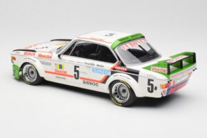 BMW 3.0 CSL E9 #5 Assoc Interim J-C. Chavan / A. Detrin Winners 24 Hours of Spa 1976 Minichamps 1:18 155762505 Metall - pilt 5/6