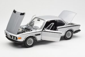 BMW 3.0 CSL E9 Hõbedane Minichamps 1:18 180029020 Metall - pilt 2/8