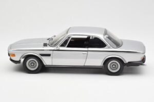 BMW 3.0 CSL E9 Hõbedane Minichamps 1:18 180029020 Metall - pilt 4/8