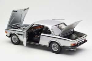BMW 3.0 CSL E9 Hõbedane Minichamps 1:18 180029020 Metall - pilt 5/8