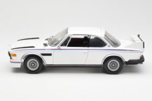 BMW 3.0 CSL E9 Spoilerkomplektiga Valge Minichamps 1:18 180029021 Metall - pilt 4/8