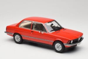 BMW 316 E21 Punane Minichamps 1:18 107024100 Vaik - pilt 4/6