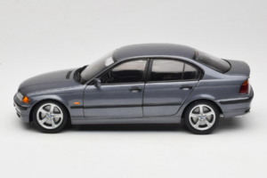 BMW 318i E46 Grey Metallic Edasimüüja Väljaanne UT Models 1:18 80430028459 Metall - pilt 4/8