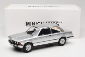 BMW 320 E21 Hõbedane Minichamps 1:18 107024200 Vaik - pilt 6/6