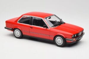 BMW 323i E21 Punane Minichamps 1:18 155026000 Metall - pilt 4/6