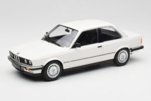 BMW 323i E21 Valge Minichamps 1:18 155026005 Metall