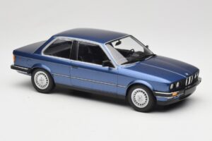 BMW 323i E30 Blue Metallic Minichamps 1:18 155026002 Metall - pilt 4/6