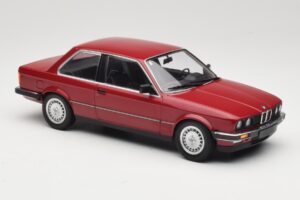 BMW 323i E30 Carmine Minichamps 1:18 155026008 Metall - pilt 4/6