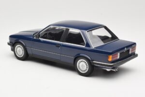BMW 323i E30 Saturn Blue Minichamps 1:18 155026009 Metall - pilt 5/6