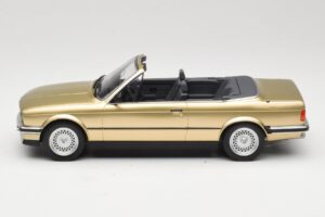 BMW 325i E30 Kabriolett Beež MCG 1:18 MCG18544 Metall - pilt 3/6