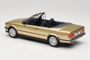 BMW 325i E30 Kabriolett Beež MCG 1:18 MCG18544 Metall - pilt 5/6