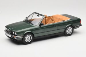 BMW 325i E30 Kabriolett Roheline MCG 1:18 MCG18545 Metall