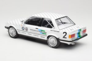BMW 325i E30 #2 O. Manthey Vogelsang Automobile 3rd Place Eifel Race DTM 1986 Minichamps 1:18 155862602 Metall - pilt 5/6