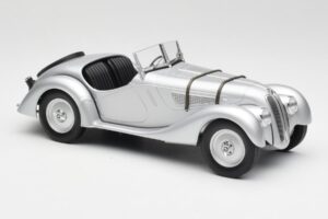 BMW 328 Hõbe Minichamps 1:18 155025030 Metall - pilt 4/6