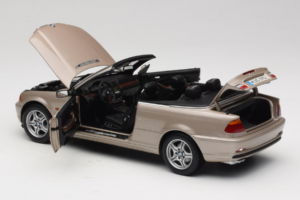 BMW 328i E46 Kabriolett Sand Beige Metallic Kyosho 1:18 80430009756 Metall - pilt 6/9