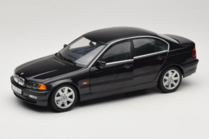 BMW 328i E46 Must UT Models 1:18 80439422373 Metall