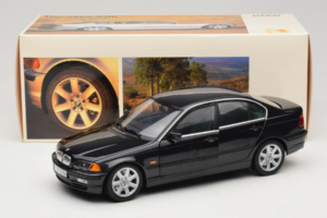 BMW 328i E46 Must UT Models 1:18 80439422373 Metall - pilt 8/8