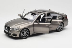 BMW 330i G20 Hõbe Norev 1:18 183275 Metall - pilt 2/8