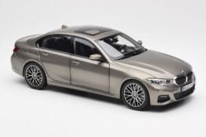 BMW 330i G20 Hõbe Norev 1:18 183275 Metall - pilt 6/8
