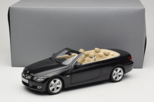 BMW 335i E93 Kabriolett Sapphire Black Kyosho 1:18 80430413375 Metall - pilt 10/10