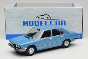 BMW 5 Series E12 Sinine MCG 1:18 MCG18541 Metall - pilt 6/6