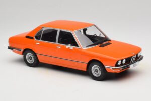 BMW 5 Series E12 Oranž MCG 1:18 MCG18540 Metall - pilt 4/6