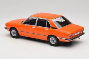 BMW 5 Series E12 Oranž MCG 1:18 MCG18540 Metall - pilt 5/6