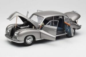 BMW 502 2.6 Luxus Silver Beige Metallic AUTOart 1:18 70591 Metall - pilt 2/8